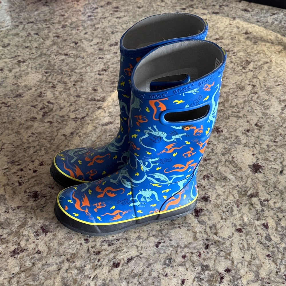 Bogs Blue Dragon Print Kids Rain Boots 5